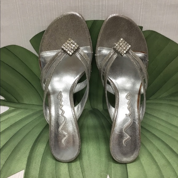 Nina New Beautiful with Bling Heels - Picture 3 of 7